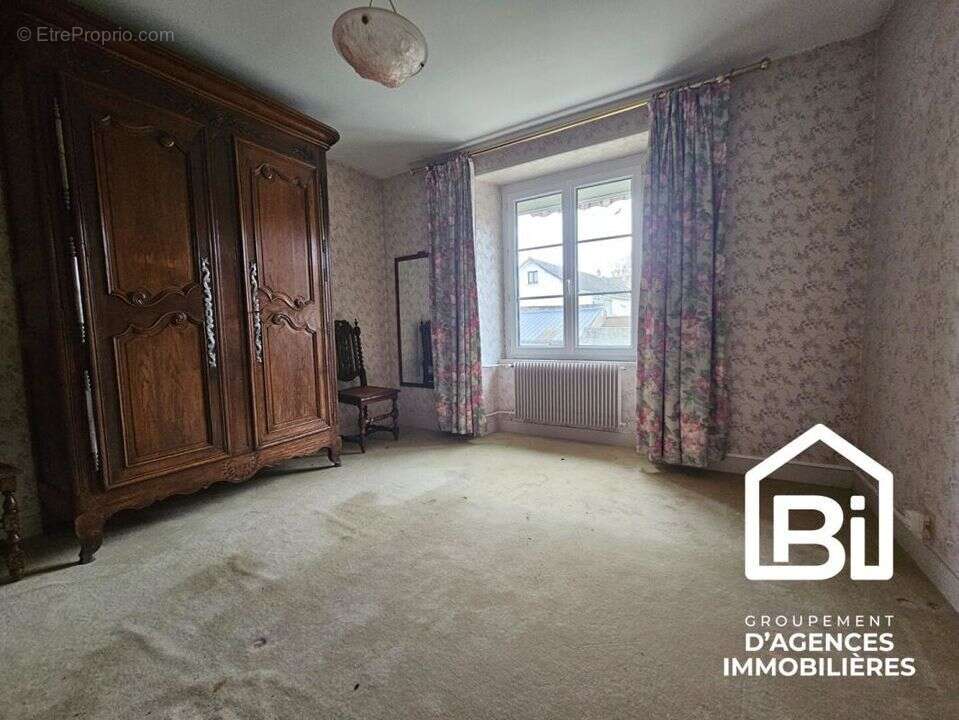 Maison à COLLEVILLE-MONTGOMERY