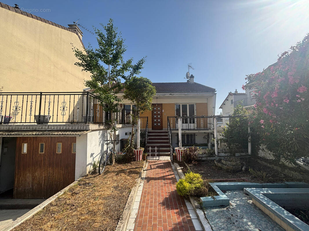 Maison à BOBIGNY