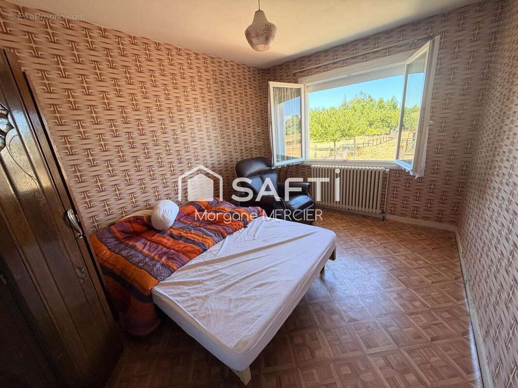 Maison 129 m² à Sainte-Verge  - photo 4