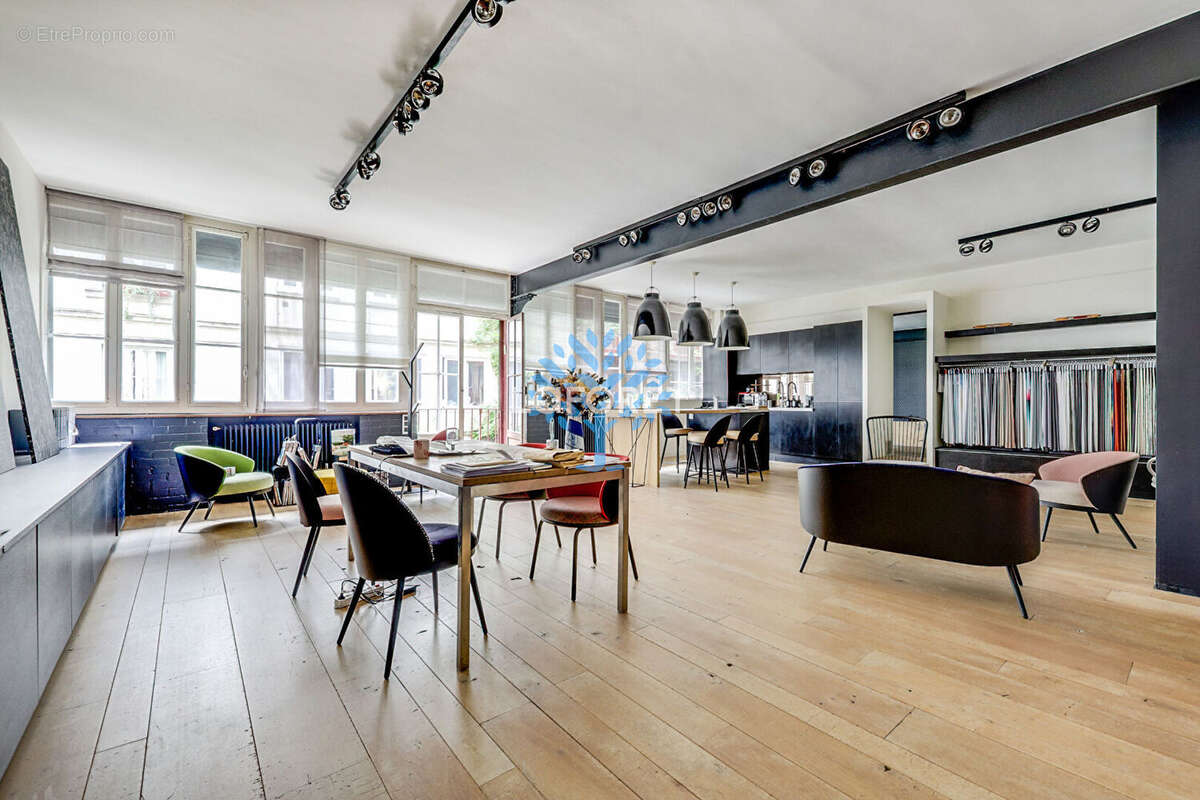 Appartement à PARIS-11E