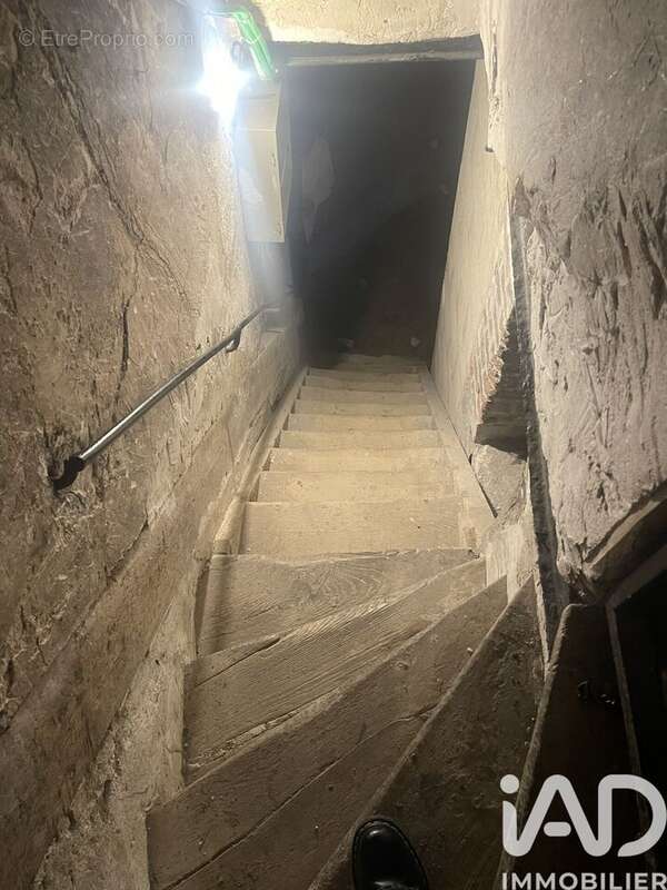 Photo 2 - Parking à PARIS-18E