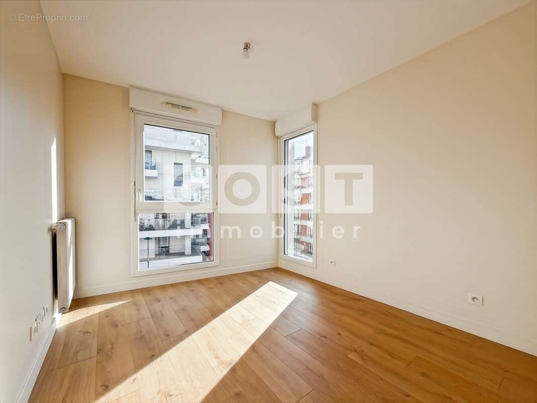 Appartement à ASNIERES-SUR-SEINE