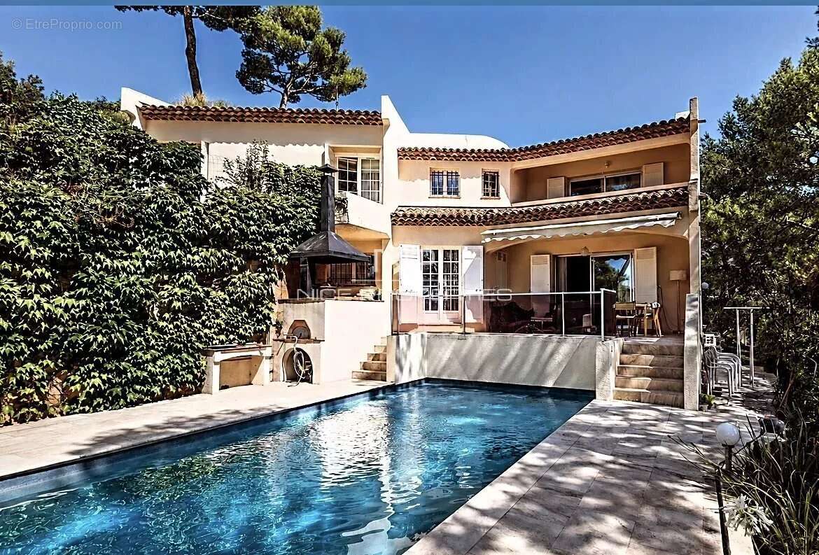 Nice, Saint Pancrace, superbe villa 6 pièces, Vue mer - photo 2