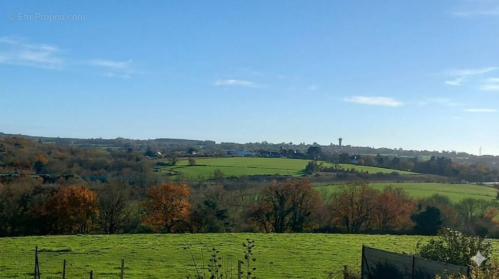 Maison à MURS-ERIGNE