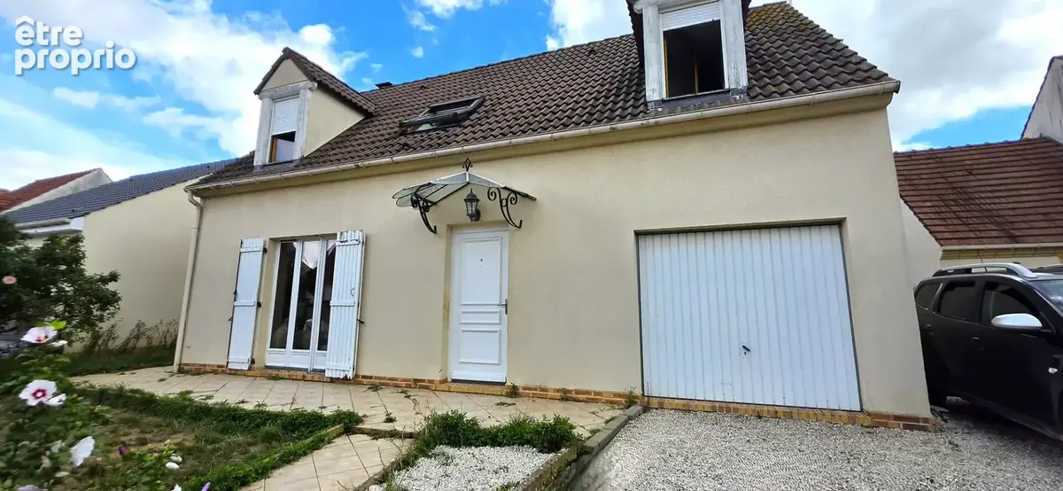 Maison à THOUROTTE
