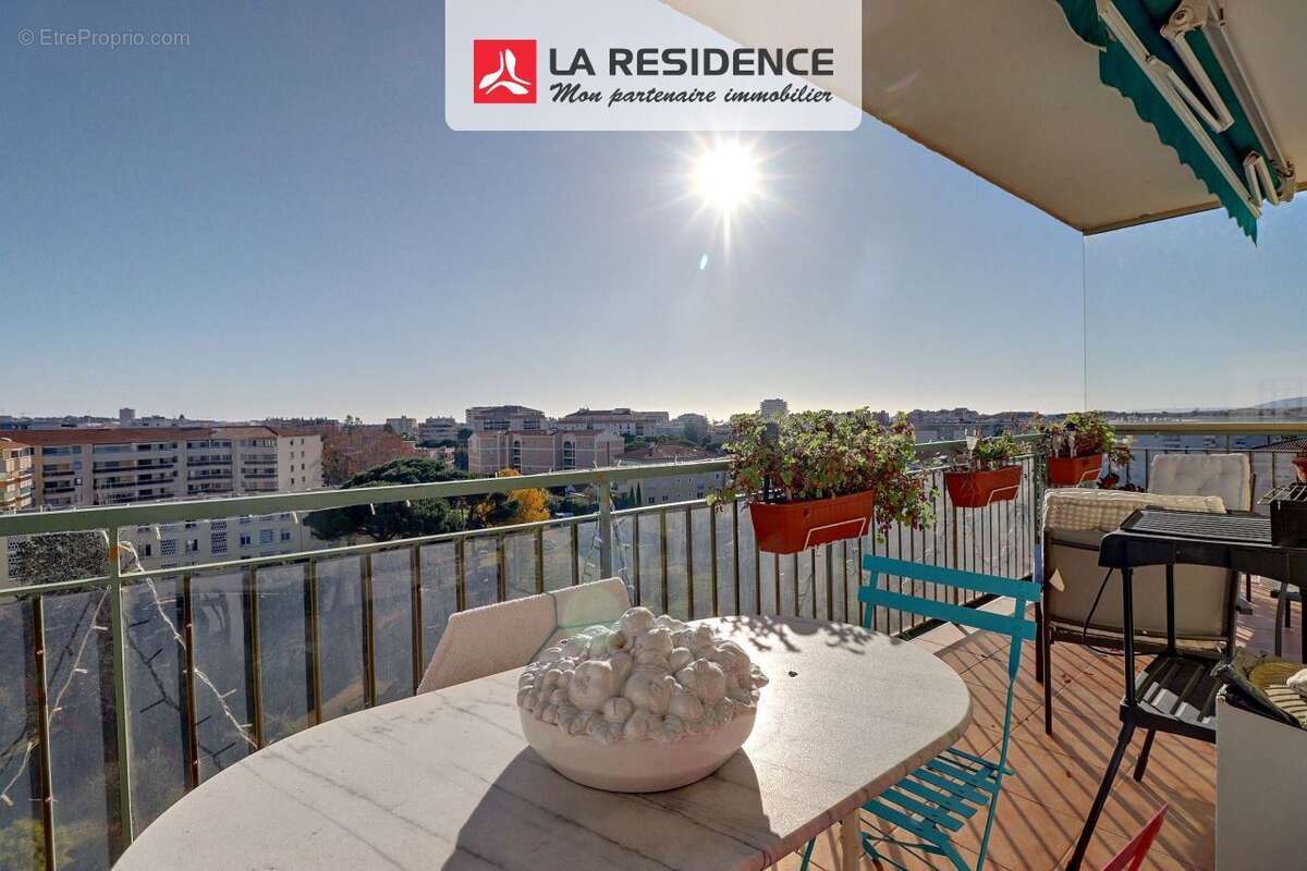 Appartement à FREJUS