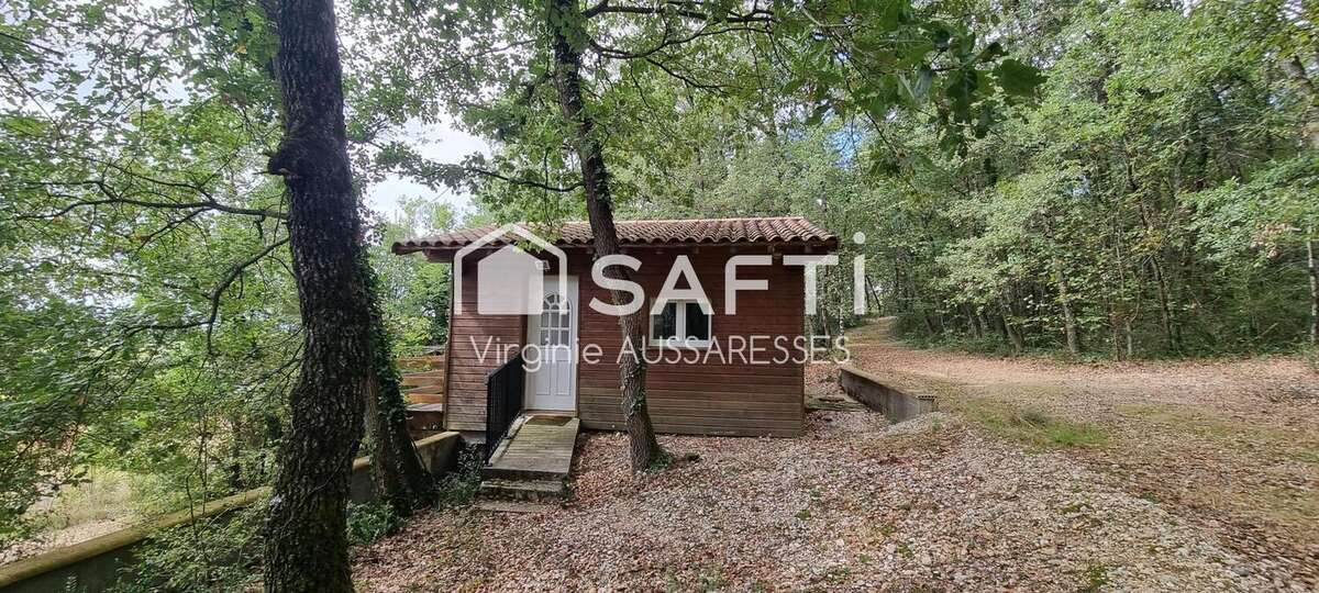 Photo 3 - Commerce à SERIGNAC