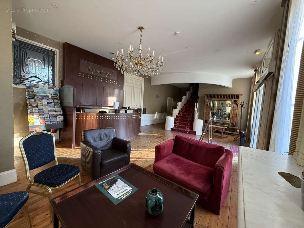 Commerce à LA BOURBOULE