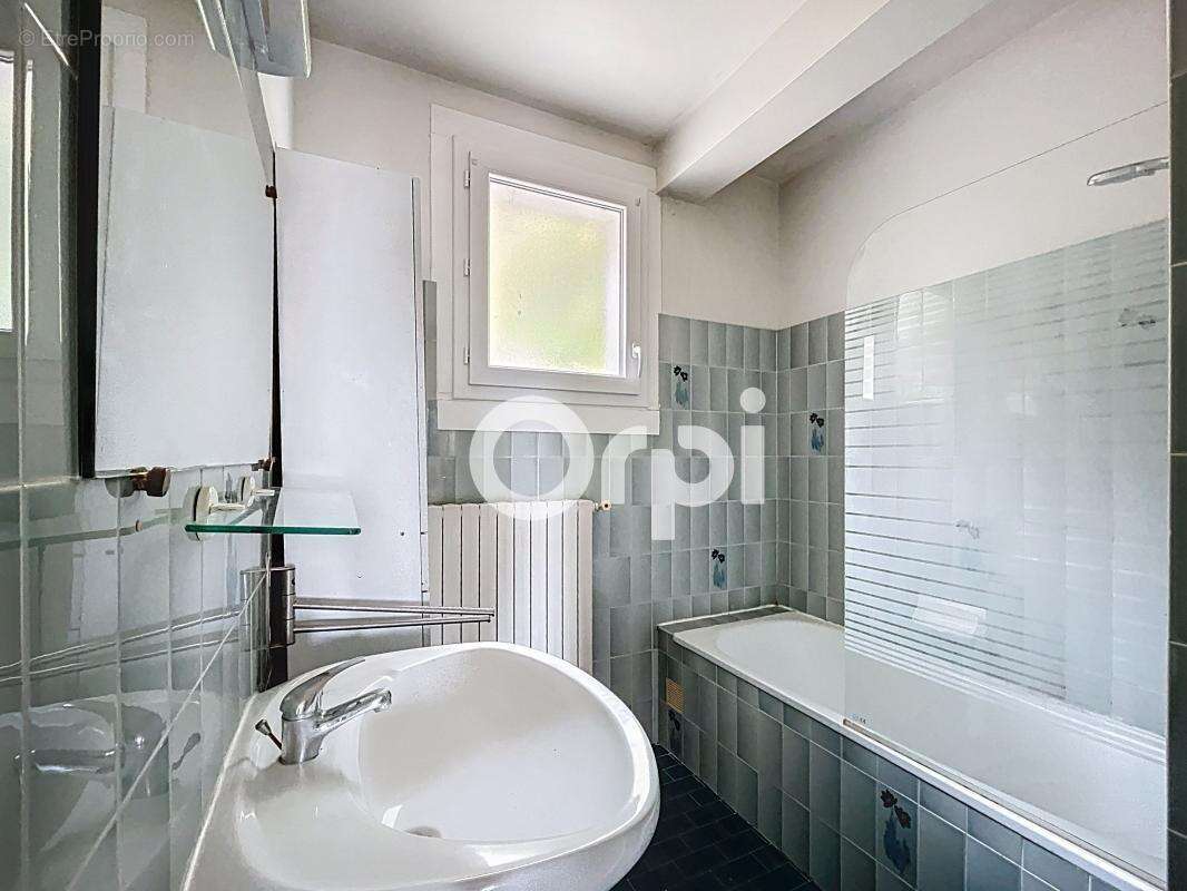Appartement à BRIVE-LA-GAILLARDE