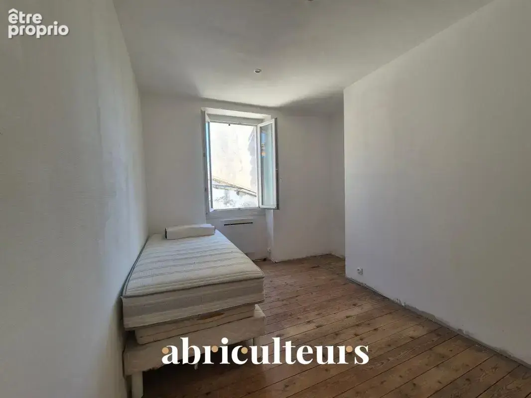 Maison à rénover - 7 pièces - 160 m² - Jarnac centre-ville - photo 9