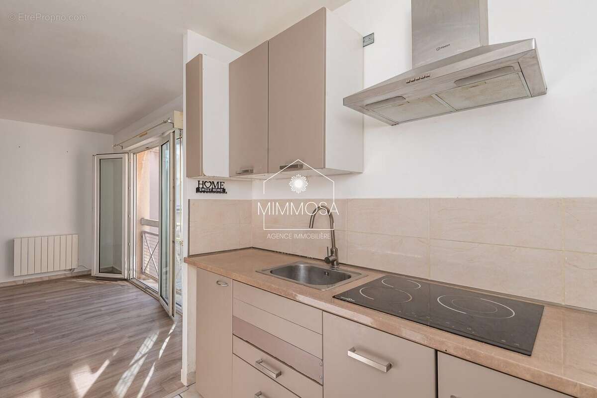 Appartement à LES PAVILLONS-SOUS-BOIS