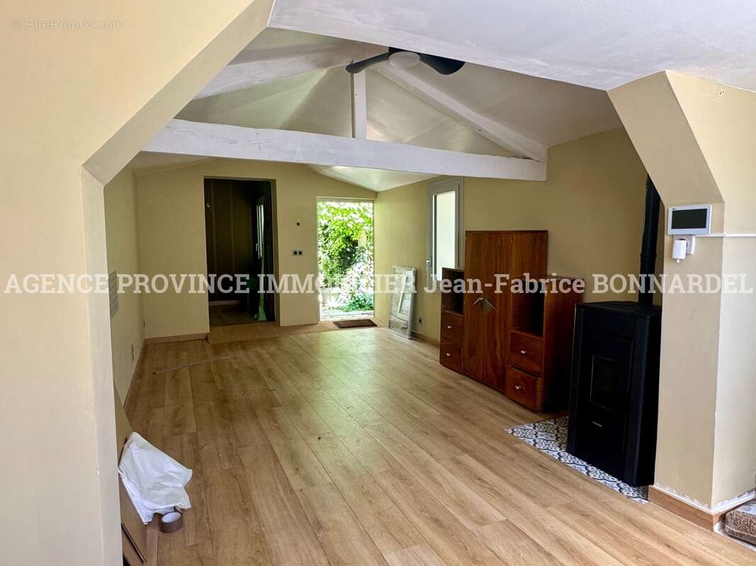 Appartement à NYONS