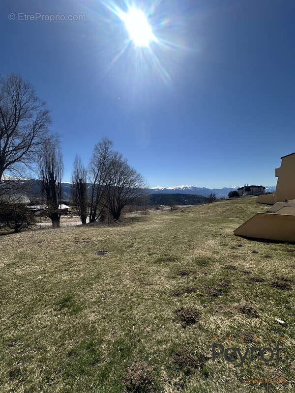 Appartement à FONT-ROMEU-ODEILLO-VIA