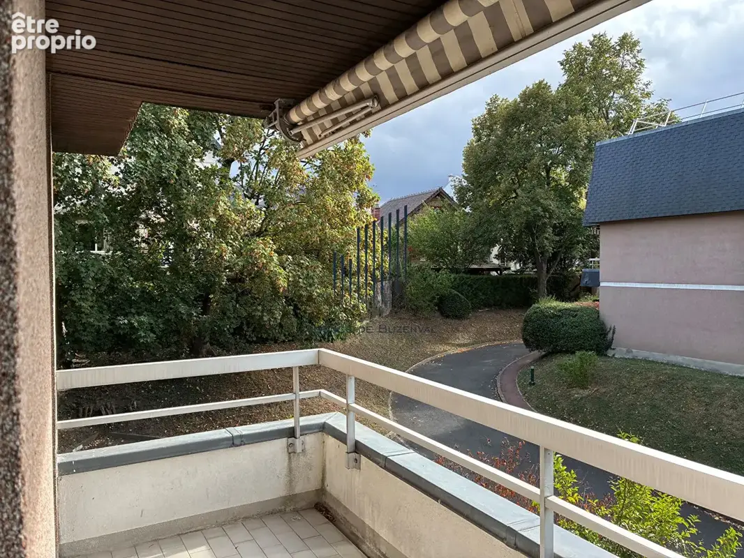 Rueil Malmaison  Appartement de 4 pièces - photo 3