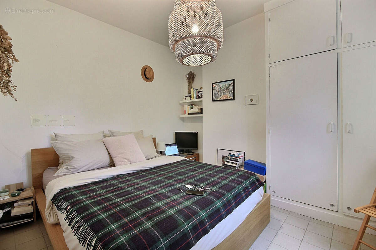 Appartement à PARIS-20E