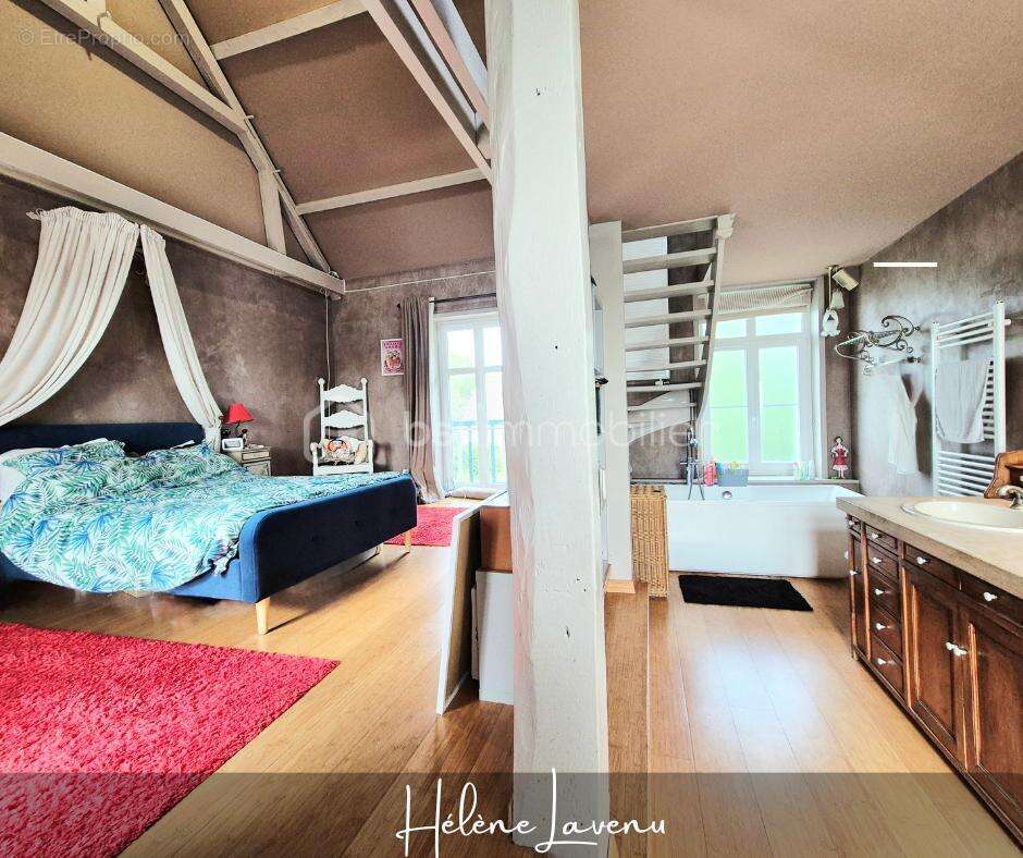 Maison à SAINT-MARTIN-BOULOGNE