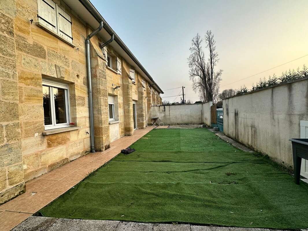 Maison à SAINTE-EULALIE