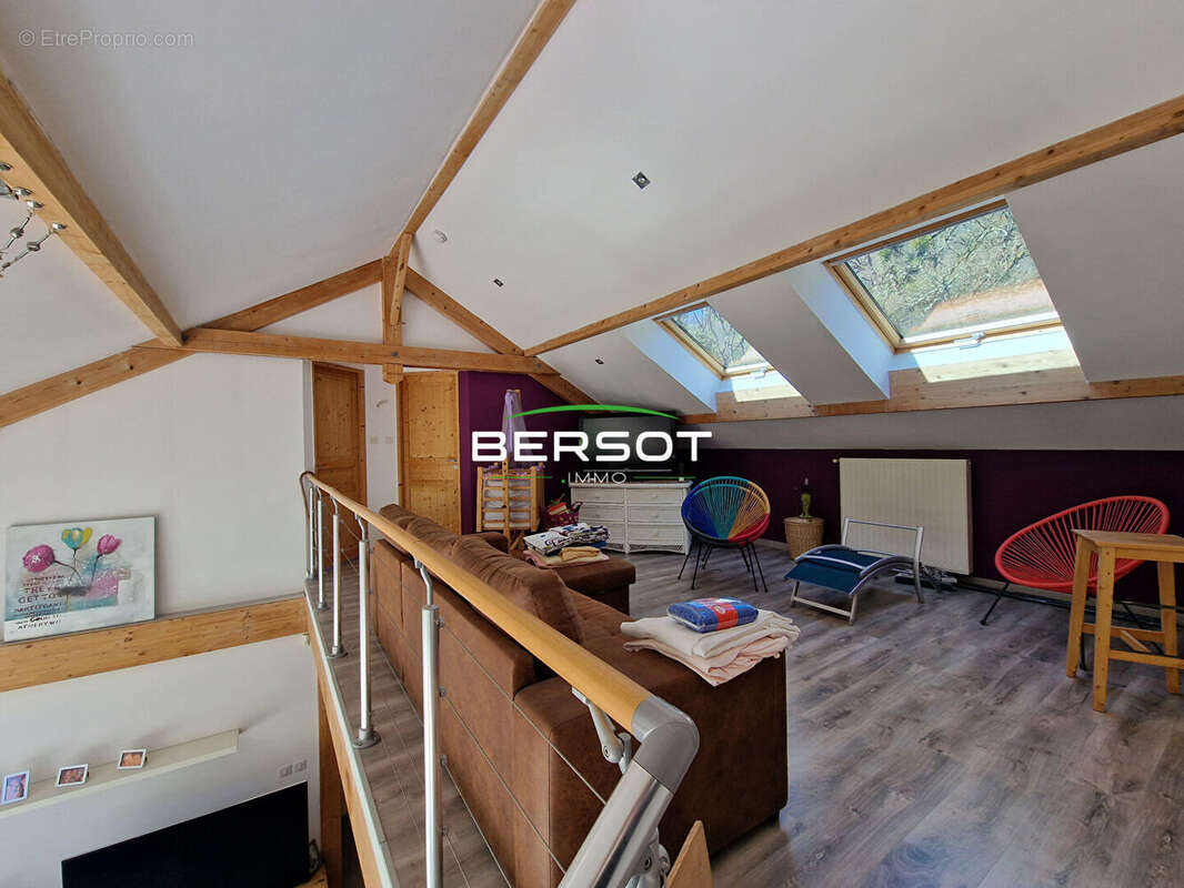 Maison à GUILLON-LES-BAINS