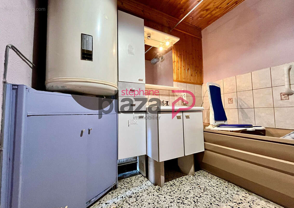 Maison en pierres Foncine Le Haut 7 pièce(s) 185 m2 - photo 12