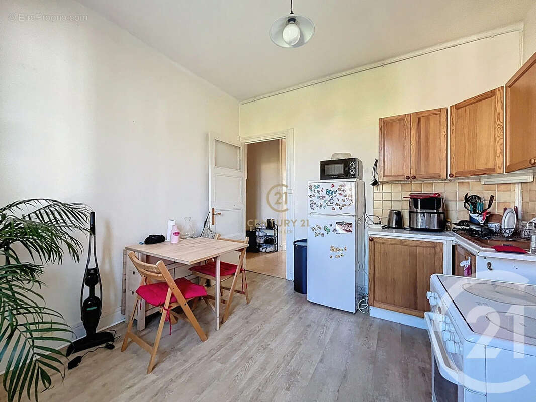 Appartement à LYON-8E