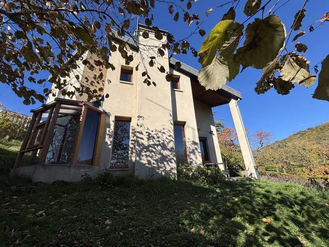Maison à CLERMONT-FERRAND