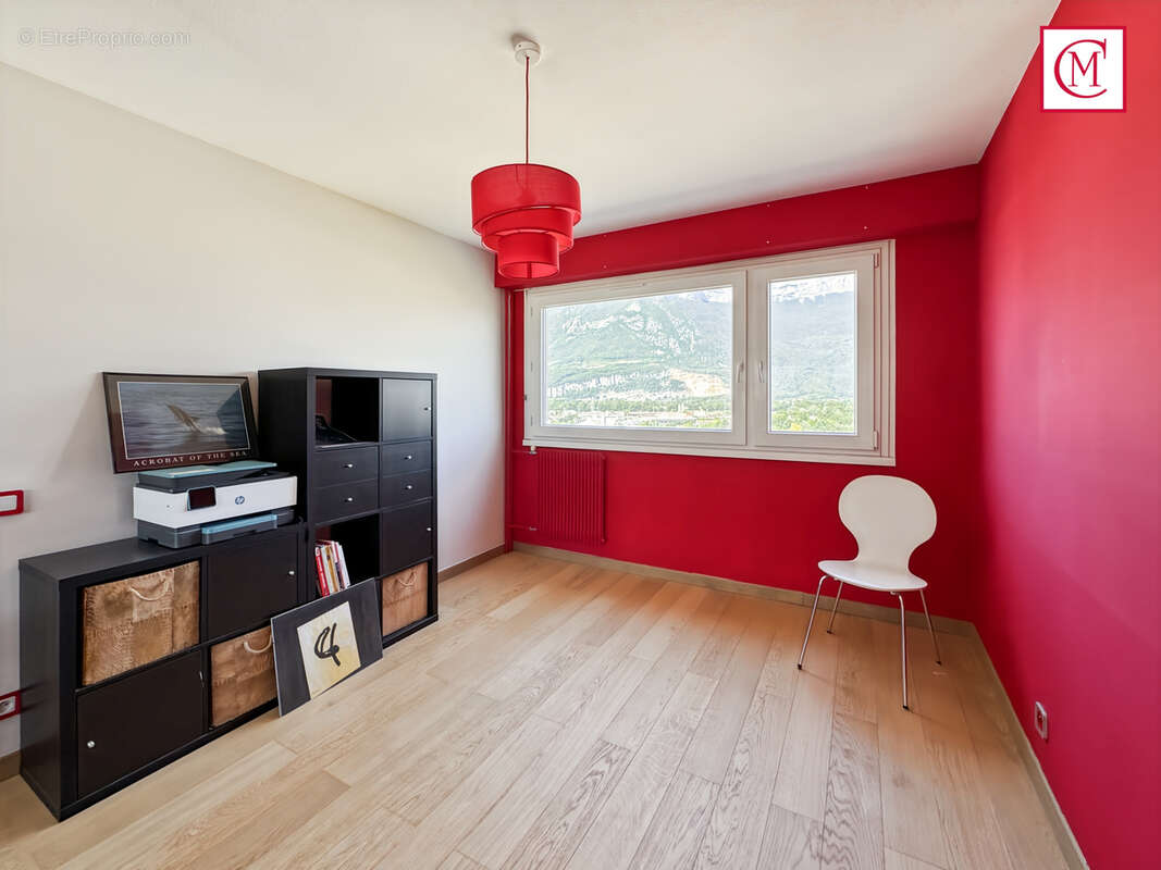Appartement à SAINT-EGREVE