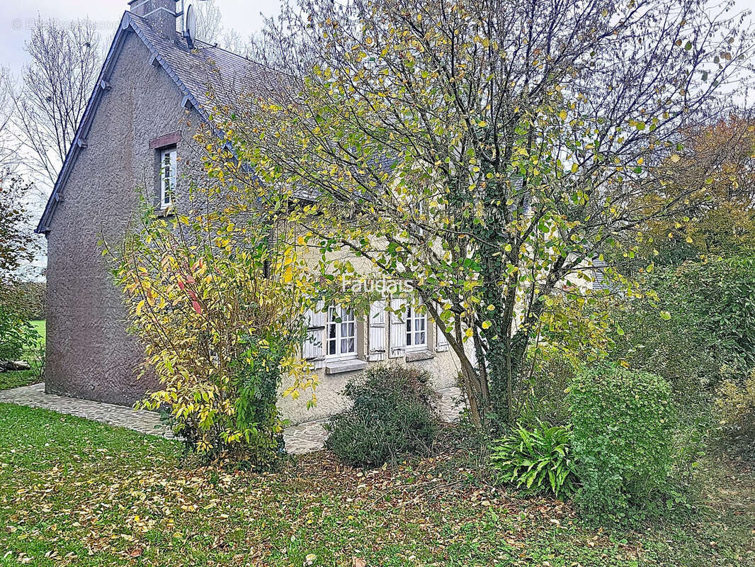 Maison 255 m² à Quettreville-Sur-Sienne  - photo 4