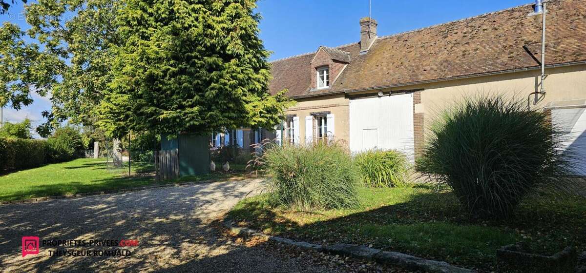 Maison Piffonds 7 pièce(s) 204 m2 - photo 2