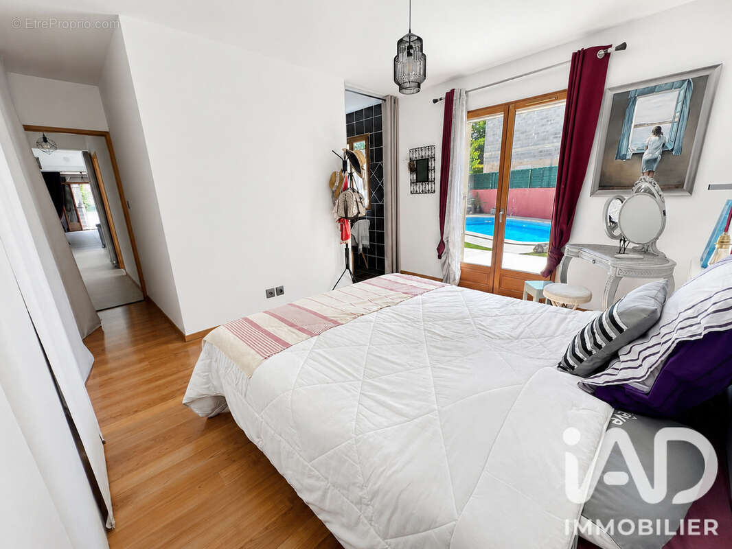 Photo 6 - Maison à SAINT-MAXIMIN-LA-SAINTE-BAUME