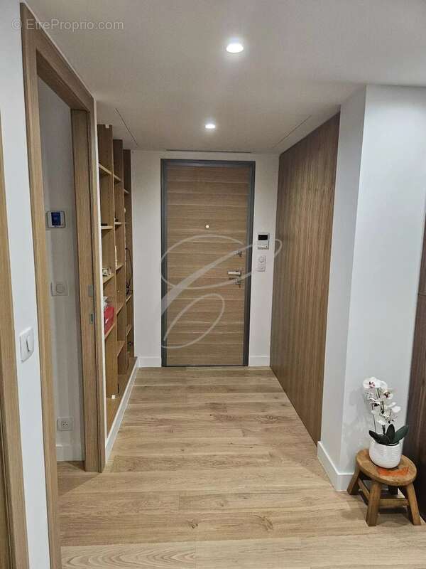 Appartement à ROQUEBRUNE-CAP-MARTIN