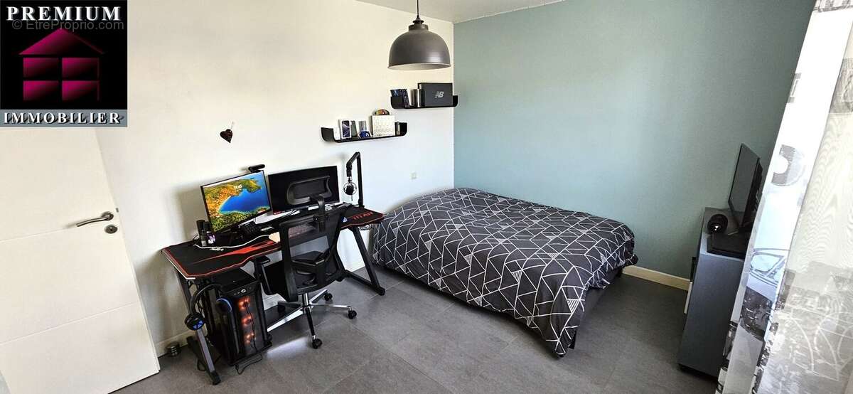 Maison à SAINT-ESTEVE