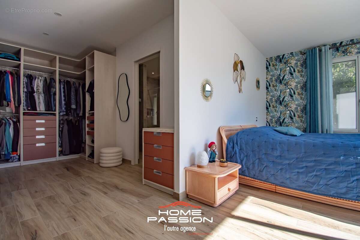 Maison à LES MATHES