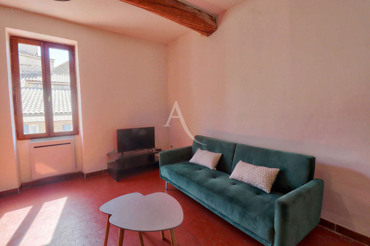 Appartement à VINON-SUR-VERDON