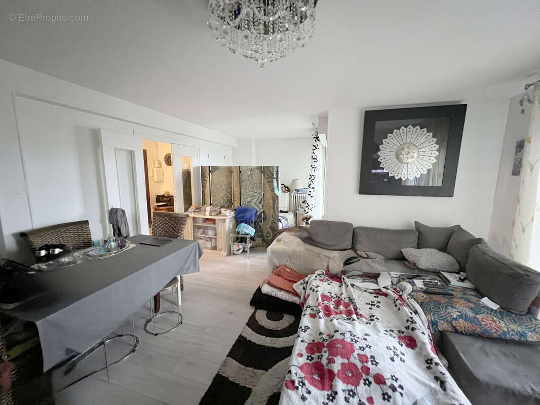 Appartement à PONTAULT-COMBAULT