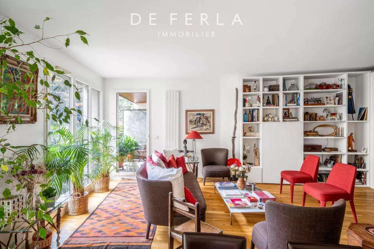Appartement à PARIS-6E