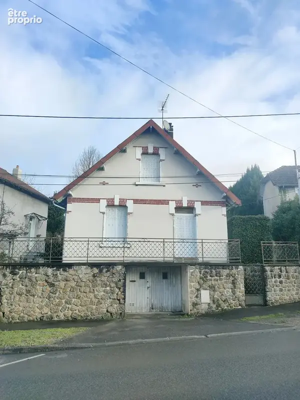 Maison a renover st junien - photo 1