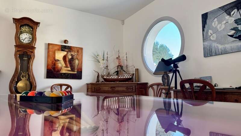 Maison à PORT-DES-BARQUES