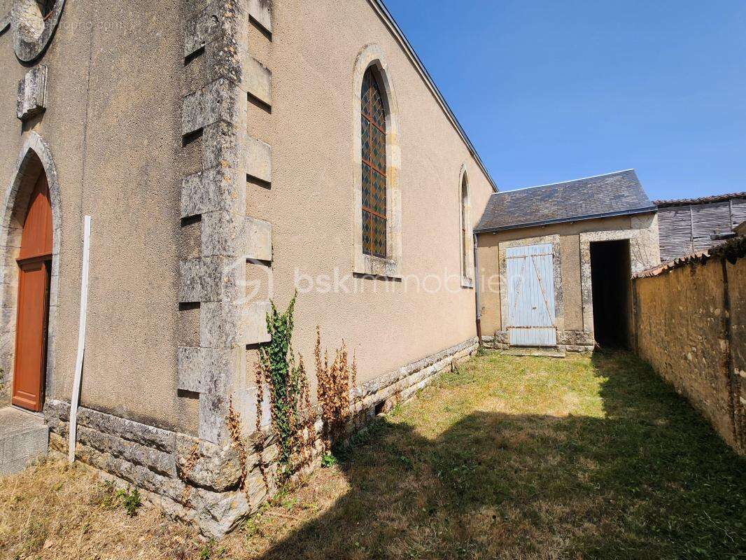 Ancien temple protestant 170 m² à fort potentiel – Bien atypique avec nombreuses possibilités d'aménagement - photo 10