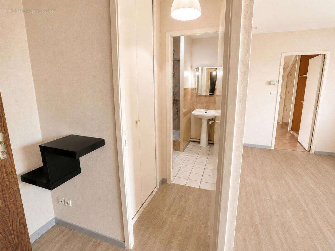 Appartement F2 - photo 5