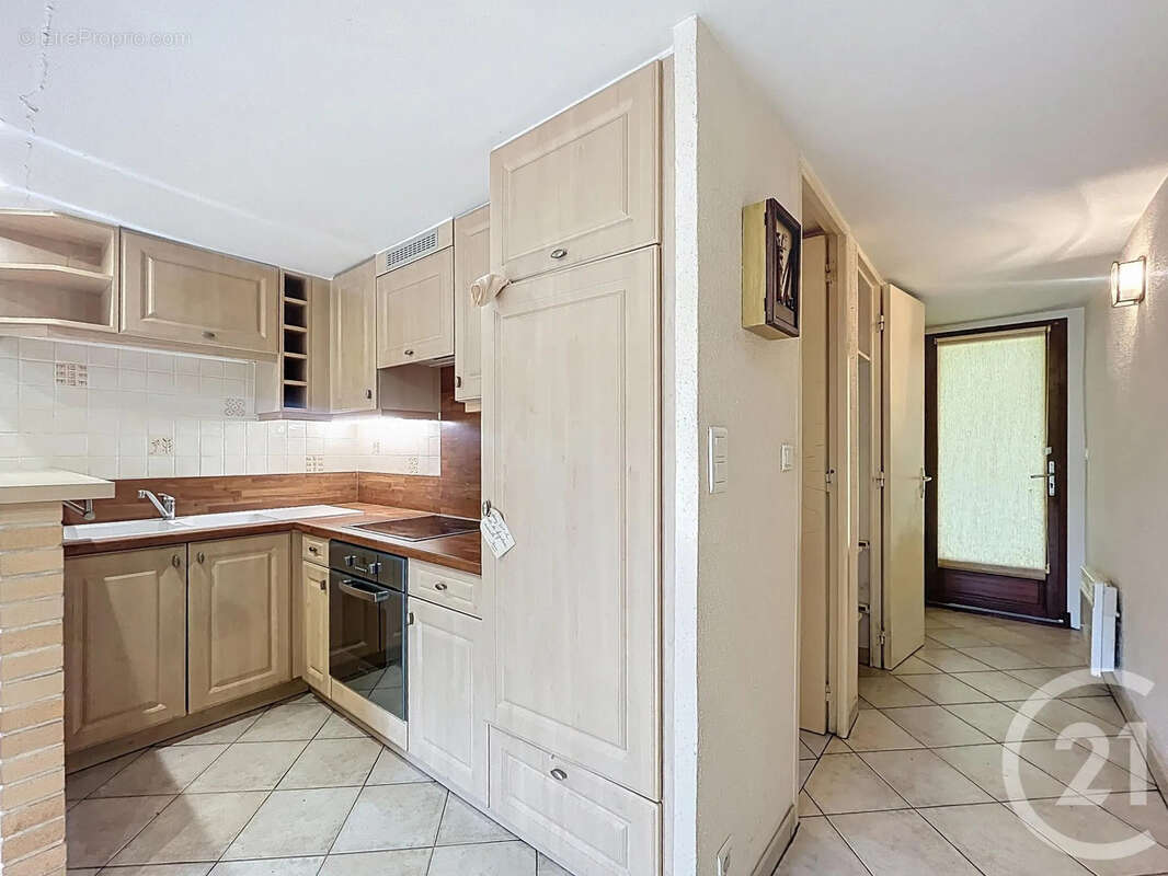 Appartement à SAVIGNY-SUR-CLAIRIS