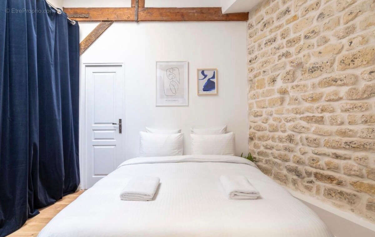 Appartement à PARIS-10E