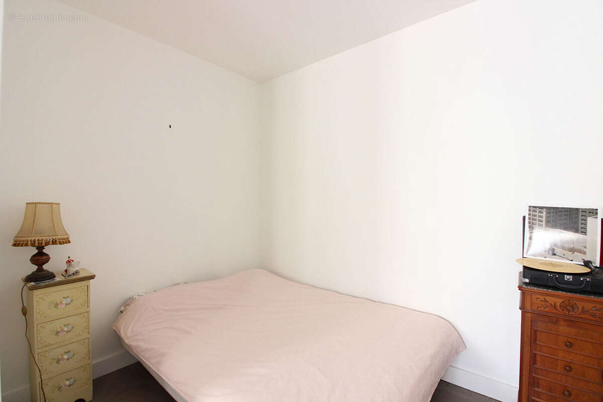 Appartement à LEVALLOIS-PERRET