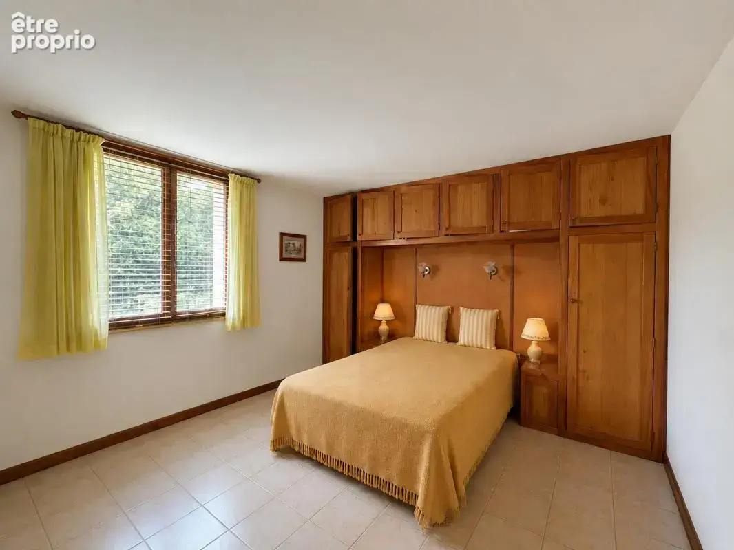 Maison de caractère 5 chambres avec gîte et jardin arboré - photo 5