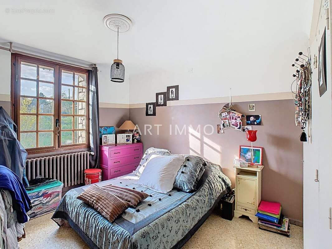 Maison à SAINT-SATURNIN-LES-APT