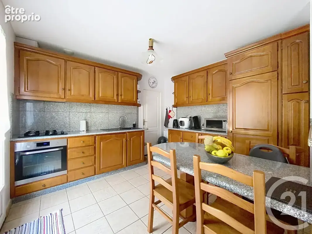 Maison 6 pièces 147 m² à vendre à Chartres (28000) - photo 7