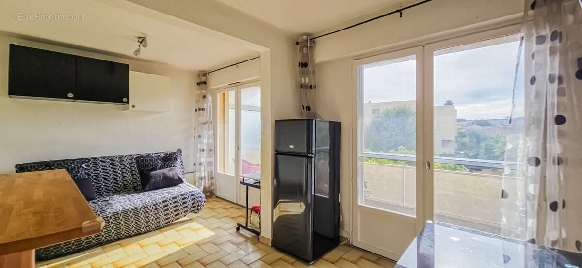 Appartement à SIX-FOURS-LES-PLAGES