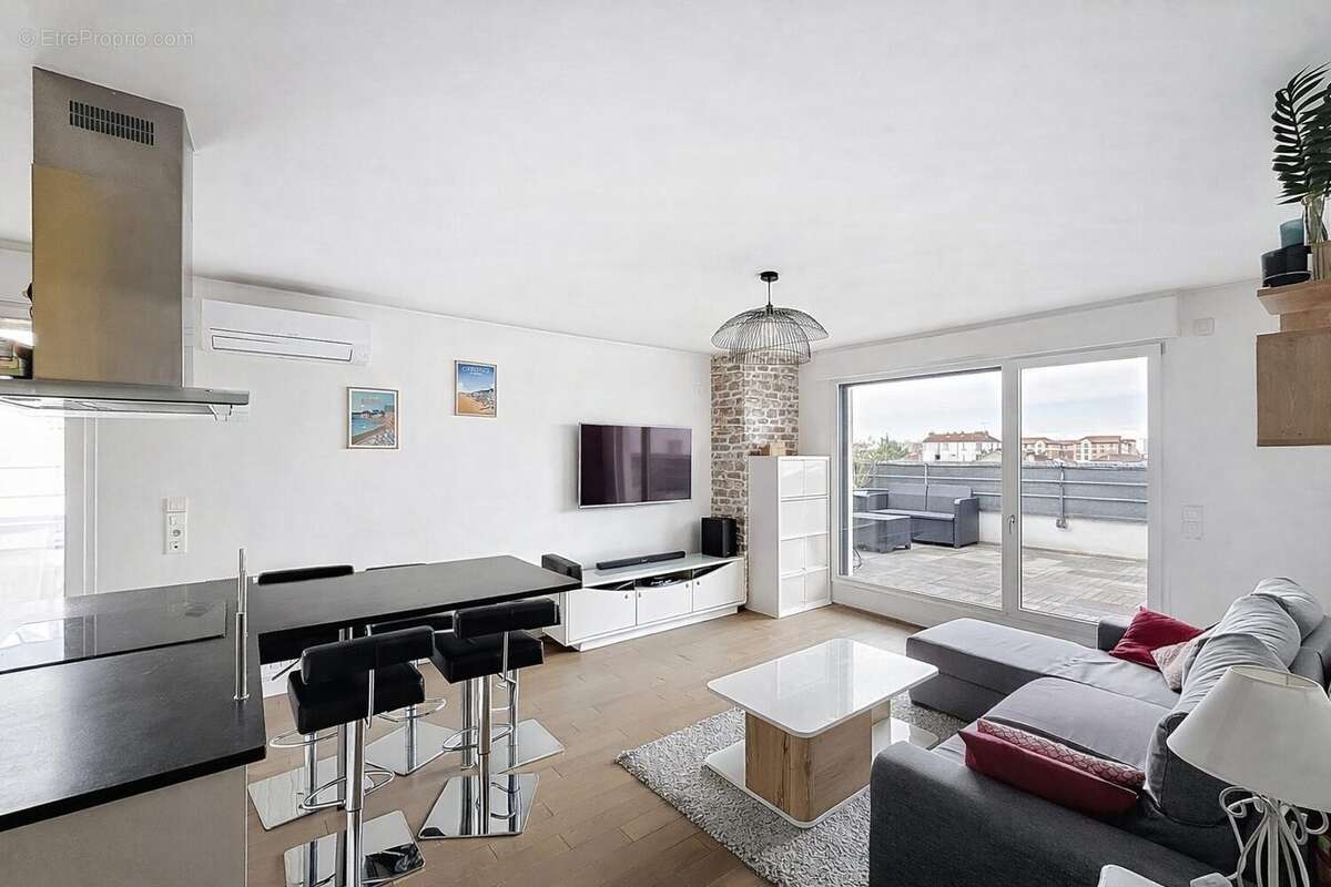 Appartement à MAISONS-ALFORT