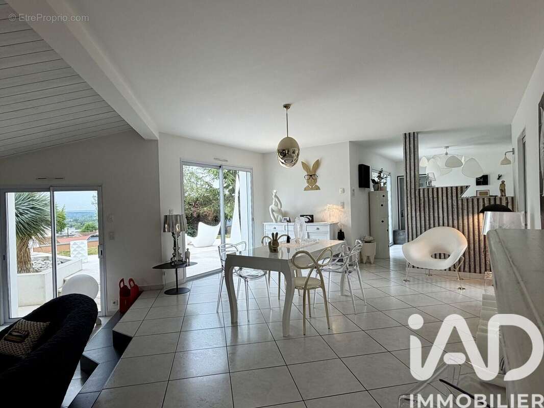 Photo 2 - Maison à LA CHATAIGNERAIE