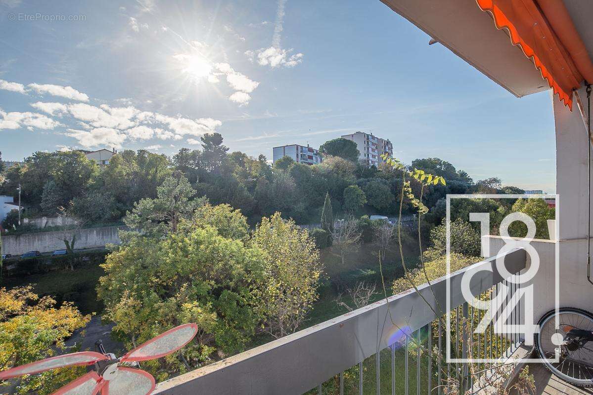 Appartement à MARSEILLE-13E