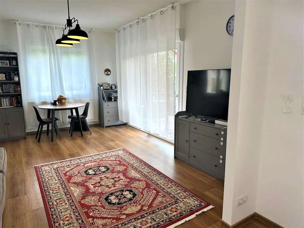 Maison à EYMET
